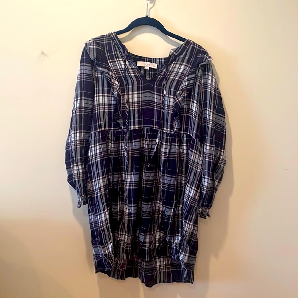 Long puff sleeve mini dress with ruffle detail! Size small (petite) from Loft!